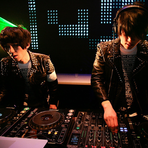 Mixtape 2010.01.26 @ AX KOREA, 2manydjs Seoul Live Tour